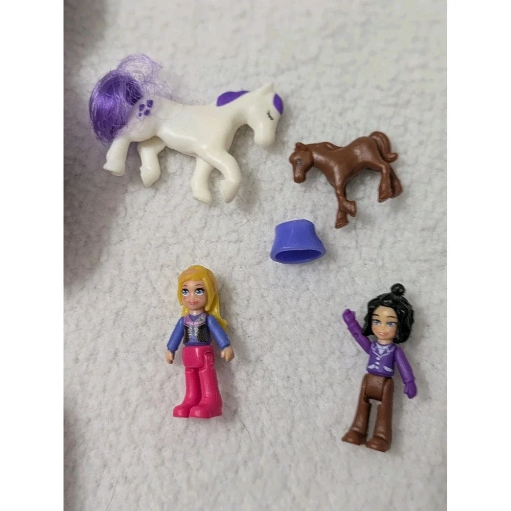 Polly Pocket Jumpin Style Pony Compact Mattel 2020 With 2 Figures And 2 Horses